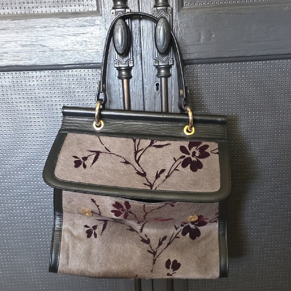 Cavalcanti Handbags - Elegant Floral Black and Brown Shoulder Bag